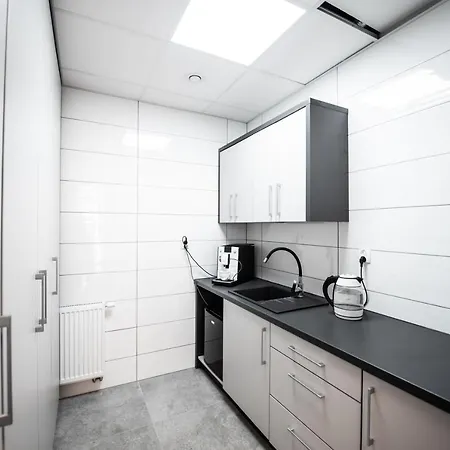 Pokoje Bytow アパートホテル 3*