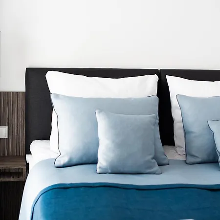 Pokoje Bytow アパートホテル ビトゥフ