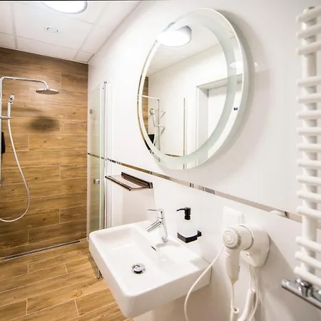 Pokoje Bytow 3* ビトゥフ