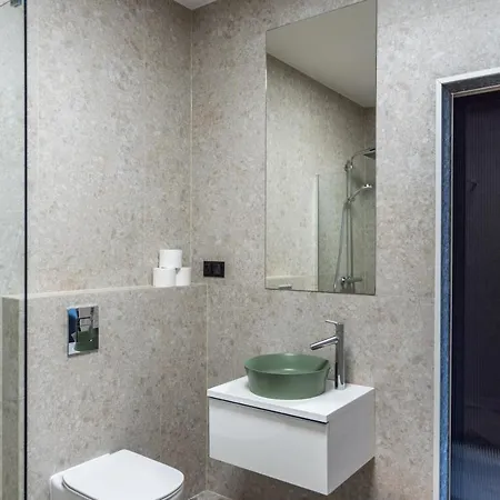 Pokoje Bytow アパートホテル 3*